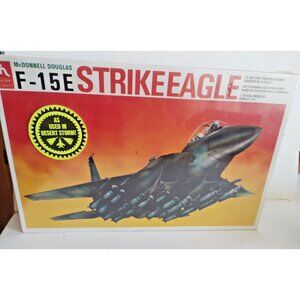 Vintage 1/72 Hobby Craft Airplane Model F-15E Strikeeagle Dessert Storm HC1372